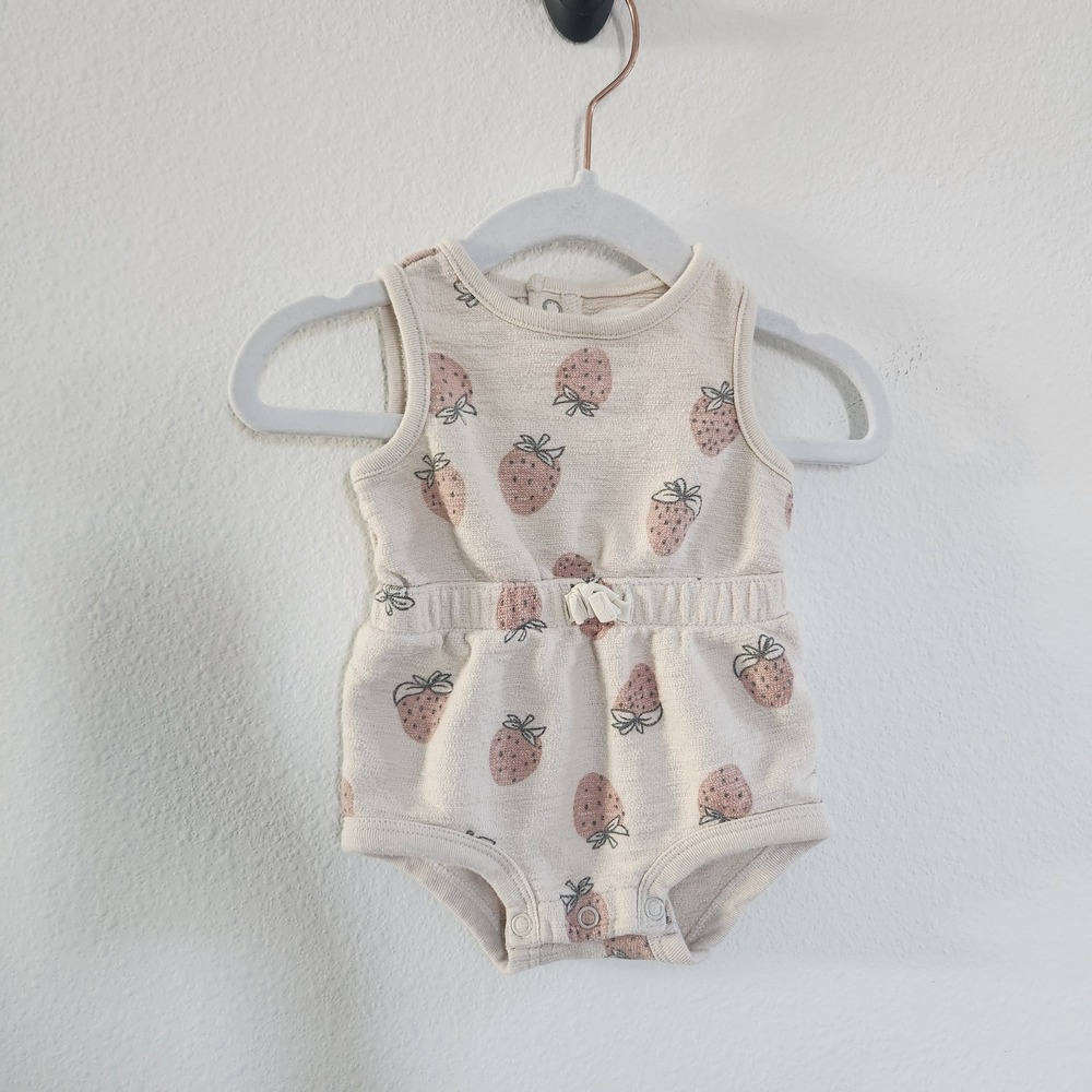 100% Organic Cotton Strawberry print Bubble Romper size 3M